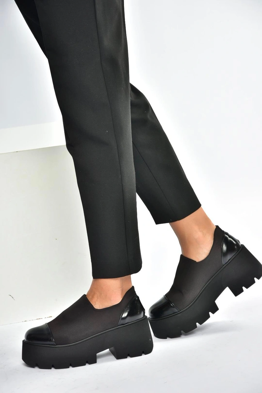 Fox Shoes V272906404 Siyah Kumaş Kalın Tabanlı Kadın Ayakkabı Siyah-kumaş