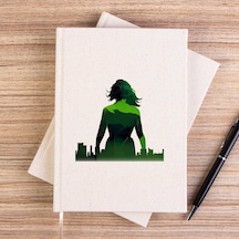 She Hulk City Çizgisiz Kanvas Defter Krem