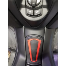 Yamaha Xmax 2018/2022 Kauçuk Depo Pedi