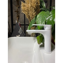 İsaoğlu Yapı Beyaz Lavabo Bataryası Beyaz Banyo Musluğu Mat Beyaz Lavabo Musluk Kare Modern Tasarım Beyaz