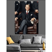 Ahşap Tablo Atatürk Koltukta Oturan Portre