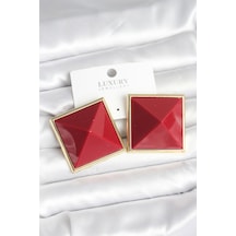 Pirinç Gold Renk Bordo Piramit Model Kadın Küpe Diğer