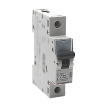 1X32 C Tipi Otomat Legrand