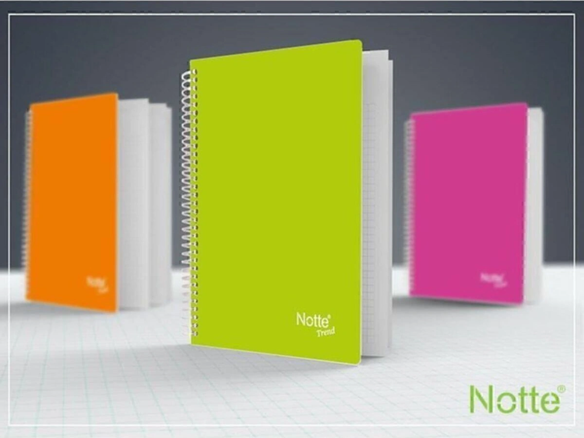 Trend A-4 160 Yaprak Kareli Spralli Plastik Kapak Defter