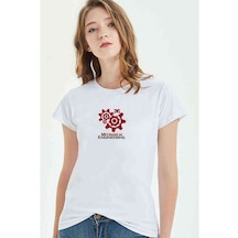 Mechanical Engineering Logo Baskılı Beyaz Kadın Tshirt