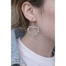 Thorned Heart Charm Diken Detaylı Kalp Figürlü Gümüş Renk Unisex Sallantılı Küpe Çok Renkli