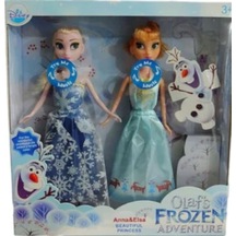 Karlar Ülkesi Frozen Şarkı Söyleyen Elsa Ve Anna 2'Li Bebek