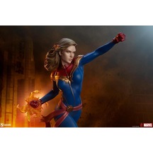 Sideshow Collectibles Captain Marvel Avengers Assemble Statue - 2