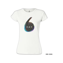 Day6 - Logo Beyaz Kadın Tshirt 001