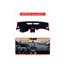 Chevrolet Cruze 2012+ Torpido Koruma Halısı Kırmızı Kenar