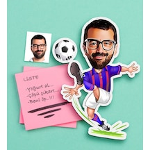 Kişiye Özel Bay Bordo Mavi Futbolcu Karikatürlü Ahşap Magnet Çok Renkli
