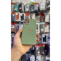 Apple Uyumlu iPhone 13 Pro Uyumlu Logolu Voit Parlak Kılıf Yeşil Kenarlar Gold -
