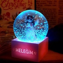 Kedi Temalı Dekoratif Tasarıma Sahip Hediye Seti Peluş Kedi Yastık + Buhar Makinesi Nemlendirici + Melek Figürlü Kar Küresi Dekoratif Hediye Seti