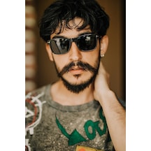 Siyah