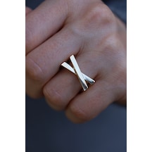 Yenigün Kuyumculuk 14 Ayar Altın Çapraz Şeritler Köşeli Yüzük Yzk26463 Yenigün Kuyumculuk 14 Ayar Altın Çapraz Şeritler Köşeli Yüzük Yzk26463