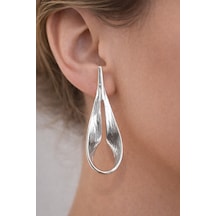 Wroyal Gümüş Renkli Uzun Sallantılı Şık Tasarım Silver Küpe