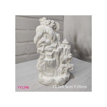 Yy1346-dağ Tütsü Sağ Ve Solda Ağaçlar Var Üzerinde Güneş Doğan Si