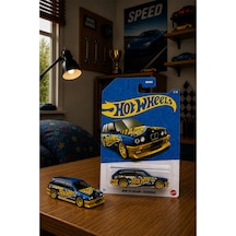 Hot Wheels Bmw M3 Wagon / Remorque Oyuncak Araba Çok Renkli
