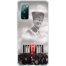 Samsung Galaxy S20 Fe Uyumlu Bulutların Üzerindeki Lider Kalpaklı Atatürk Baskılı Silikon Kılıf Renkli