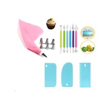 Profesyonel Pasta Süsleme Seti,18 Parça, Renkli Dekorasyon Marzipan Set Kalemi, Krema Sıkma Torbası, Spatula, Hamur