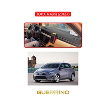Toyota Auris 2012-2013 Torpido Koruma Halısı Kırmızı Kenar
