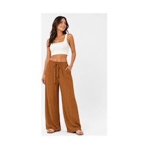 Hira Life Fashion Kadın Kumaşı Kabartma Detaylı Bol Paça Ve Önü Bağcıklı Salaş Burgu Şık Pantolon Camel Camel