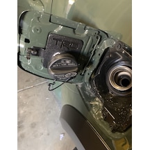 3. Nesil Toyota Tacoma Benzin Kapağı Tutucu