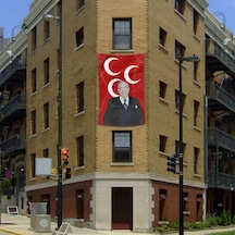 Alparslan Türkeş Ve 3 Hilal Kırmızı Sancak Bayrak Mhp - 200x300cm 2 X 3 Metre 1