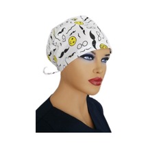 Emel Üniforma Bone Doktor Hemşire Beyaz Renkli Emoji Desenli