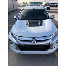 Mitsubishi L200 2016 Kaput Scoop