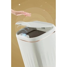 Temassız Sensörlü 20 Litre Çöp Kovası Uv Işıklı Koku Geçirmez Mutfak Banyo Kullanımı Beyaz