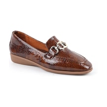 Libero Kadın Loafer Günlük Hakiki Deri Kroko Desenli Parlak Rugan Metal Zincir Tokalı Esnek Kauçuk Taban L031.26142209 Caramel