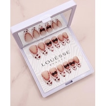 Louésse Cherry Love Takma Tırnak Seti 12 Li Kalp Desenli Kırmızı French Şık Model