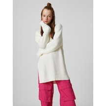 Koton Oversize Triko Kazak V Yaka Uzun Kollu Ekru 3sal90018ht 3SAL90018HT010 Ekru