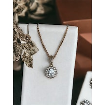 Black Diamond Kristal Taşlı Güneş Figür Kolye Beyaz