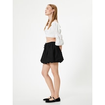 Koton Crop Fırfırlı Bluz Kalp Yaka Uzun Geniş Kollu Slim Fit Kırık Beyaz 4sal60029ıw