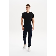 AR-MA Arma Erkek Regular Fit 3 İplik Kumaş Dar Paça Eşofman Altı Lastikli Bel, Günlük Ve Spor Kombinler İçin %70 Pamuk %30 Polyester K30174681502 Lacivert