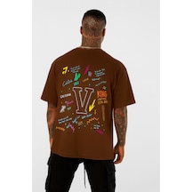 V Baskılı Oversize Beyaz T-shirt Kahverengi