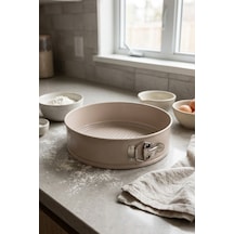 Cooker 24 Cm Kelepçeli Kek Kalıbı Ckr3564 Bej