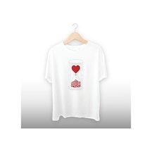Aşk Ölçer Kalp Dolu Detaylı Unisex Tişört Beyaz