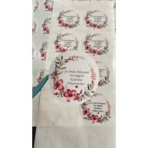 Kadınlar Günü 8 Mart Yuvarlak Yapışkanlı Etiket 4x4 Cm 54 Adet - Arletikettasarım Beyaz