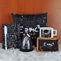 Albert Einstein Set Kalem Defter Puf Yastık Kupa Fanus Biblo