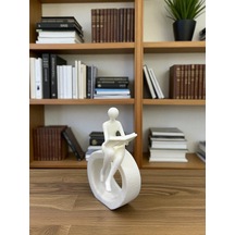 Kitap Okuyan Figür Biblo 15 Cm Beyaz Minimalist Kitaplık Dekoru