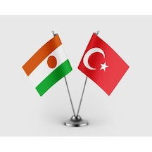 Nijer Ve Türk Bayrağı İkili Saten Masa Bayrağı Takımı Diğer