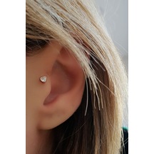 Pırlanta Parlaklığında Zirkon Taşlı 925ayar Gümüş Rose Kalp Figürlü Tragus Piercing Altın