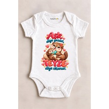 Babylimon Aşk Diye Yazılır, Teyze Diye Okunur. Beyaz Kısa Kollu Çıtçıtlı Bebek Zıbını Beyaz - 930083896 Beyaz