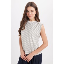 Tudors Kadın Relax Fit Rahat Kesim Bisiklet Yaka Kolsuz Viskon Kumaş Çizgili Gri Bluz-50984