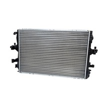 Su Radyatoru 2.0 Tdı Transporter 7e0121253a