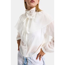 Itsbasic Kadın Ekru W5 Oversize Yakalık Detaylı Özel Kumaş Tasarım Yağmurluk Beyaz
