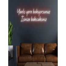 Kırmızı